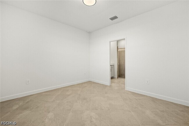 Building Photo - 14923 Anchorage Rd