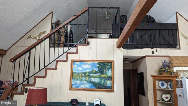 Building Photo - 412 Northwood Cir