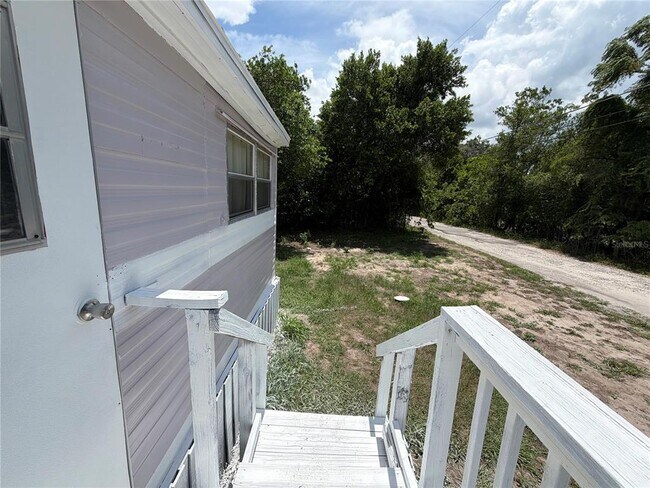Building Photo - 8426 Kricket Ln