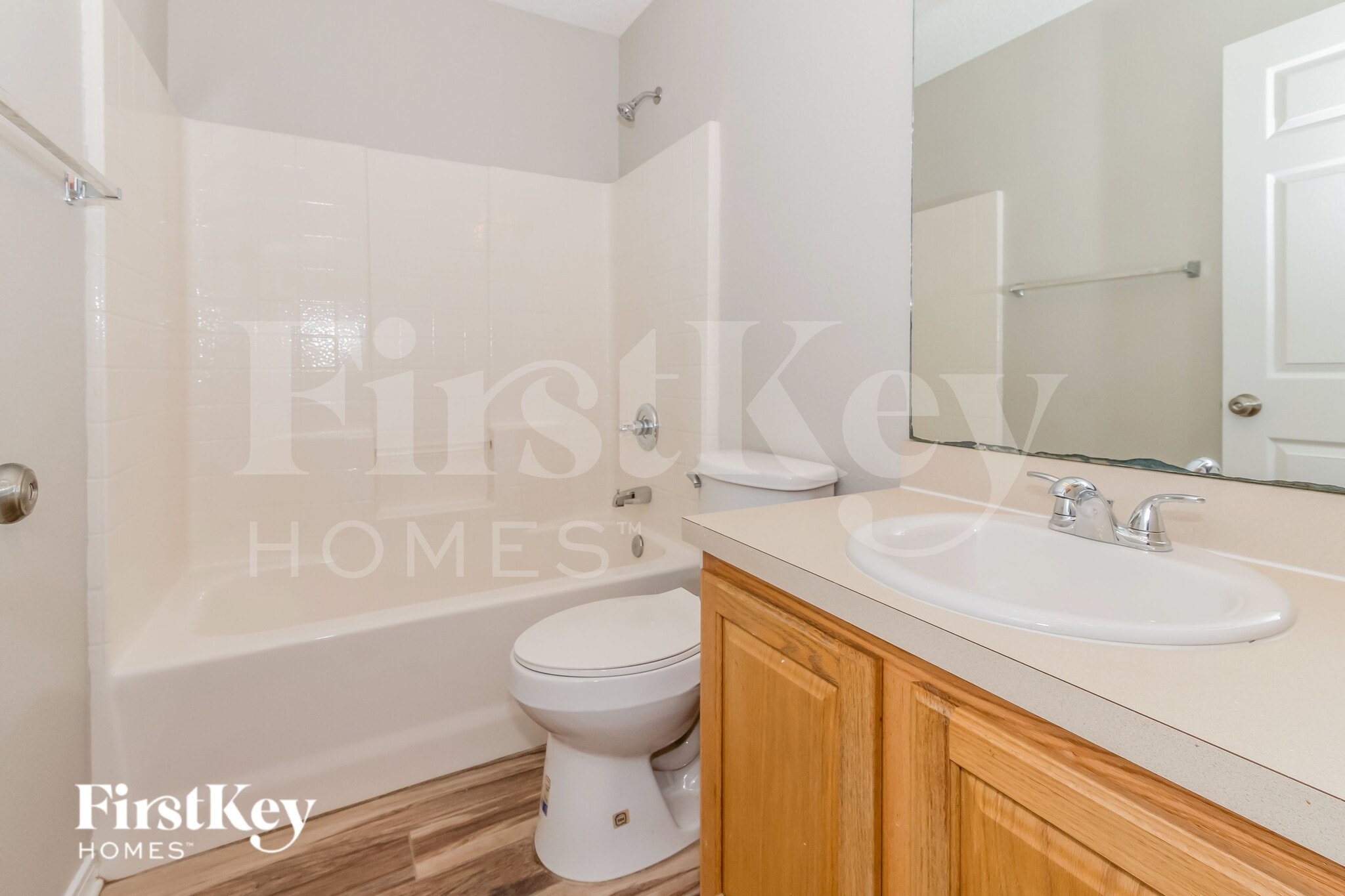 Building Photo - 9759 Redbird Creek Dr S