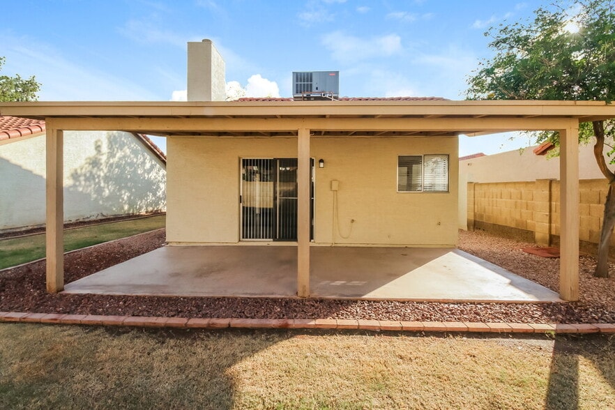 Building Photo - 2144 W Ironwood Dr