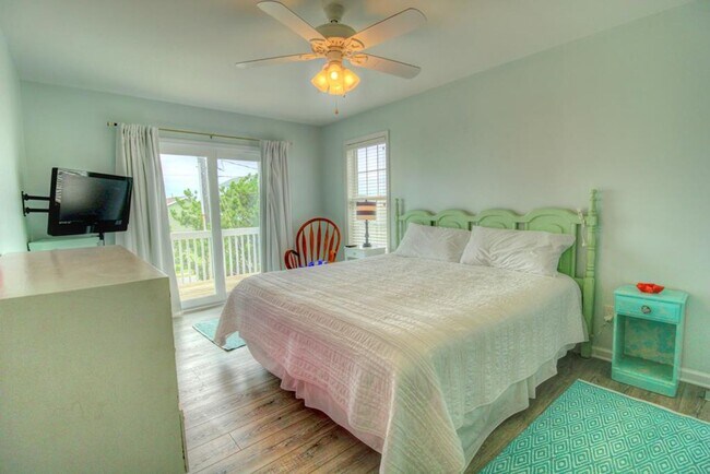 Building Photo - OFF SEASON Rental: 4 Bedroom Home on South Topsail available October 1st, 2026- April 30th, 2027