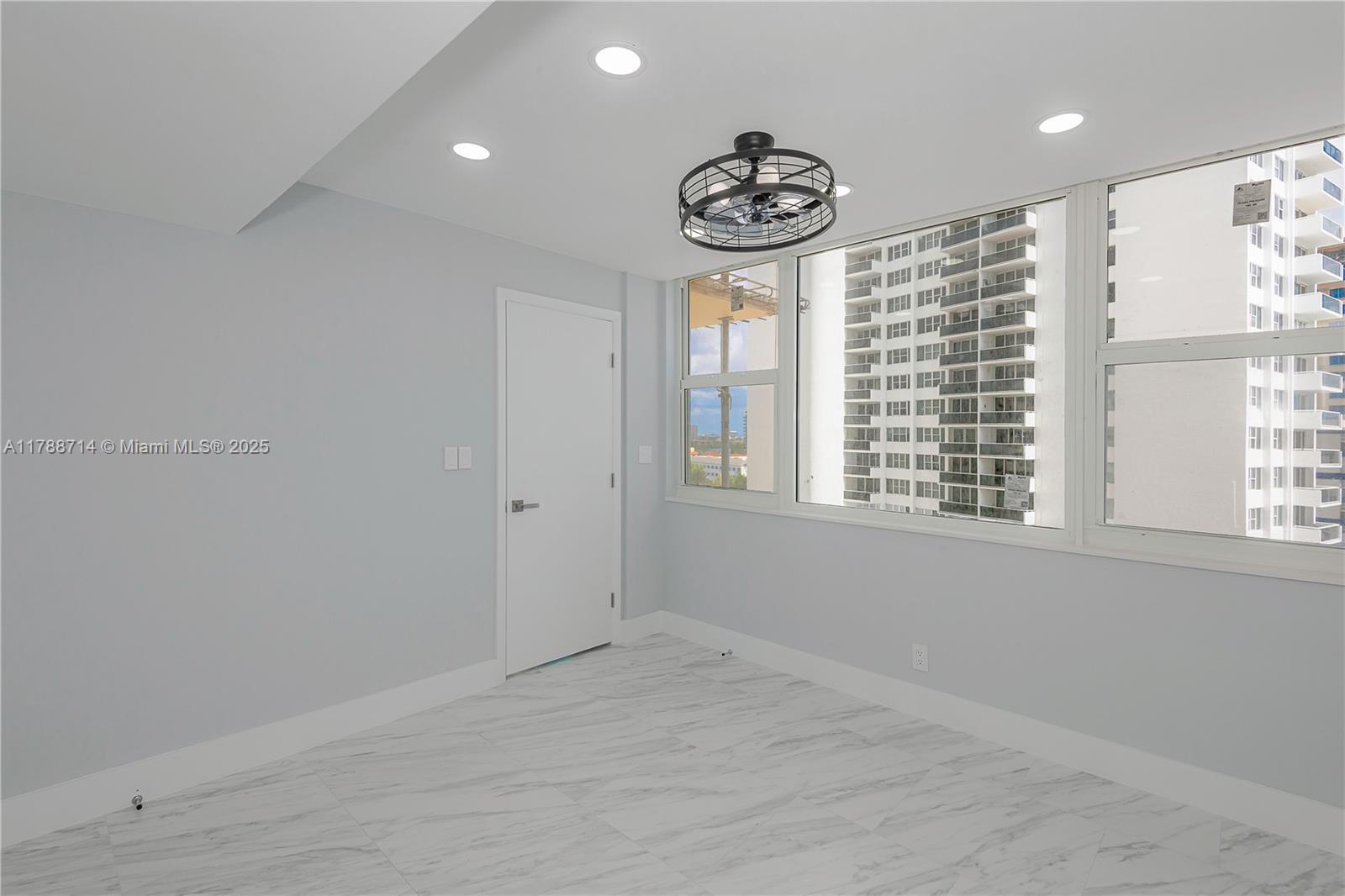 Building Photo - 3180 S Ocean Dr
