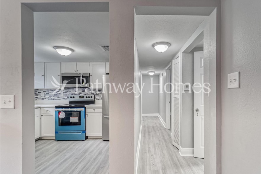 Building Photo - 1133 La Salle St