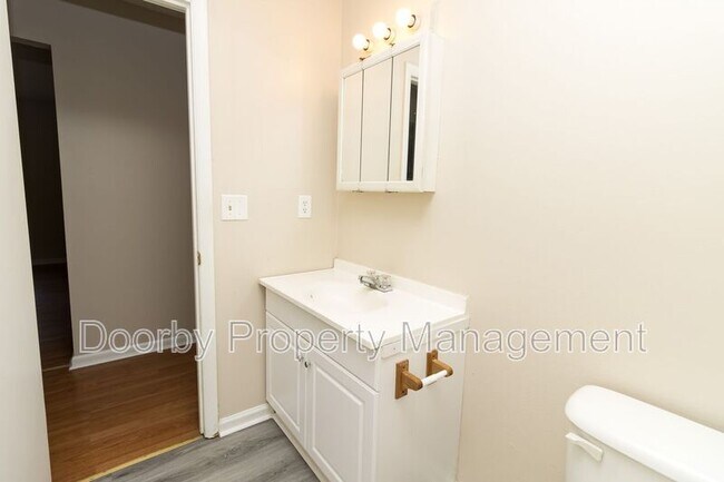 Building Photo - 5114 Old Trail