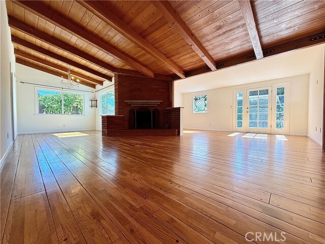 Building Photo - 22346 Burbank Blvd