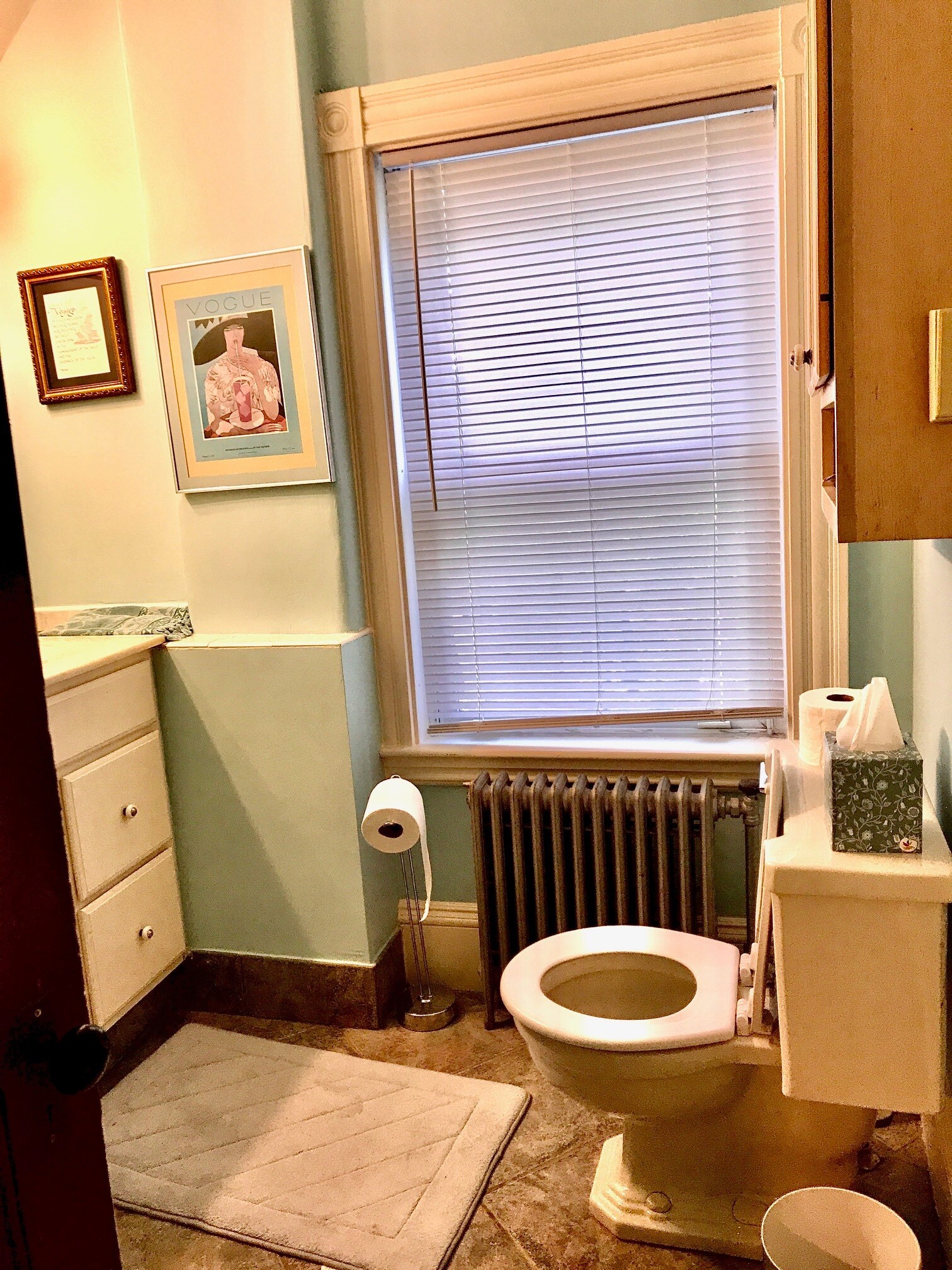 Bathroom - 17 Marathon St