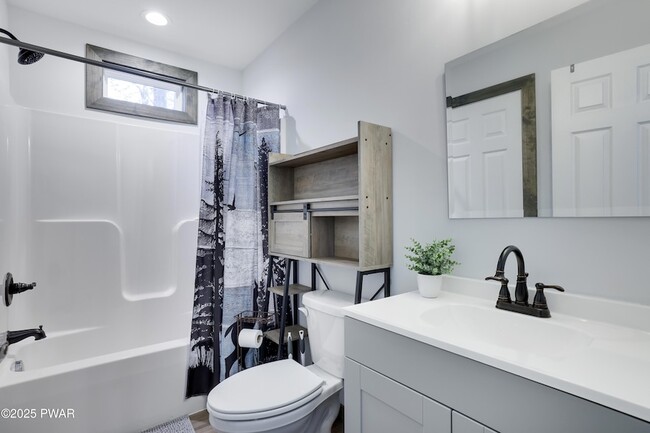 Building Photo - 1121 Cobblewood Rd