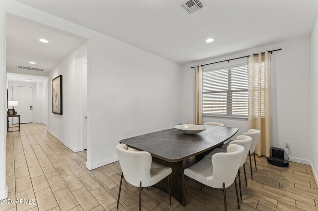 Building Photo - 9445 W Heatherbrae Dr