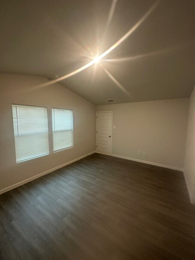 Building Photo - 59 Road 51026 Cleveland TX  77327