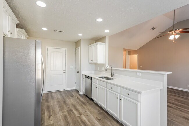 Building Photo - 1711 Bellamy Ln