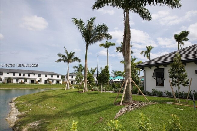 Building Photo - 5001 Peacock Wy