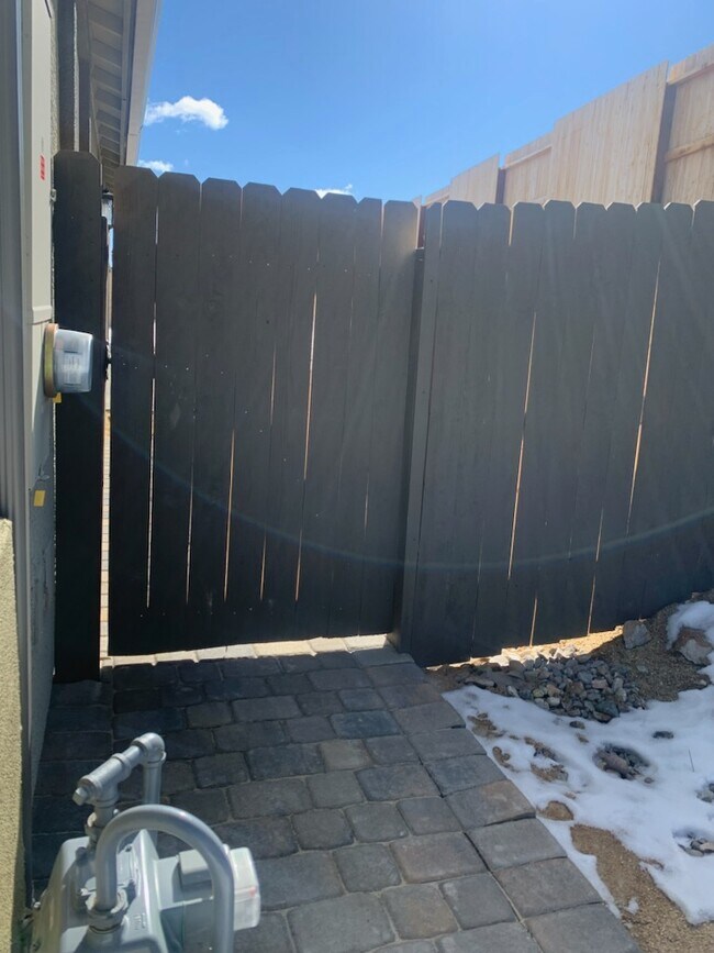 Building Photo - 7600 Arya Ct