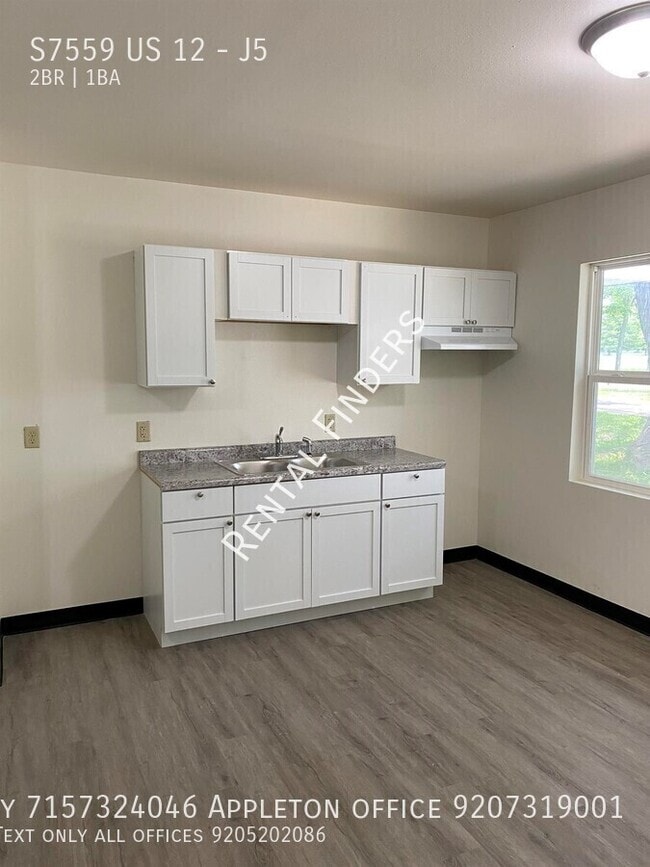 Building Photo - S7559 US-12