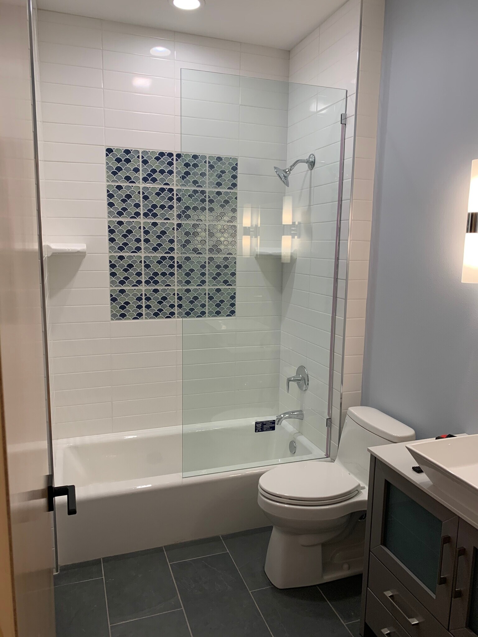 Building Photo - 412 North St