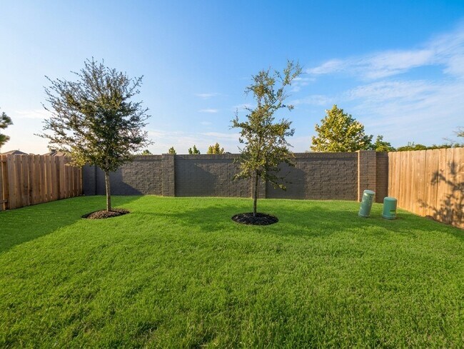 Building Photo - 18122 Sonresa Wy