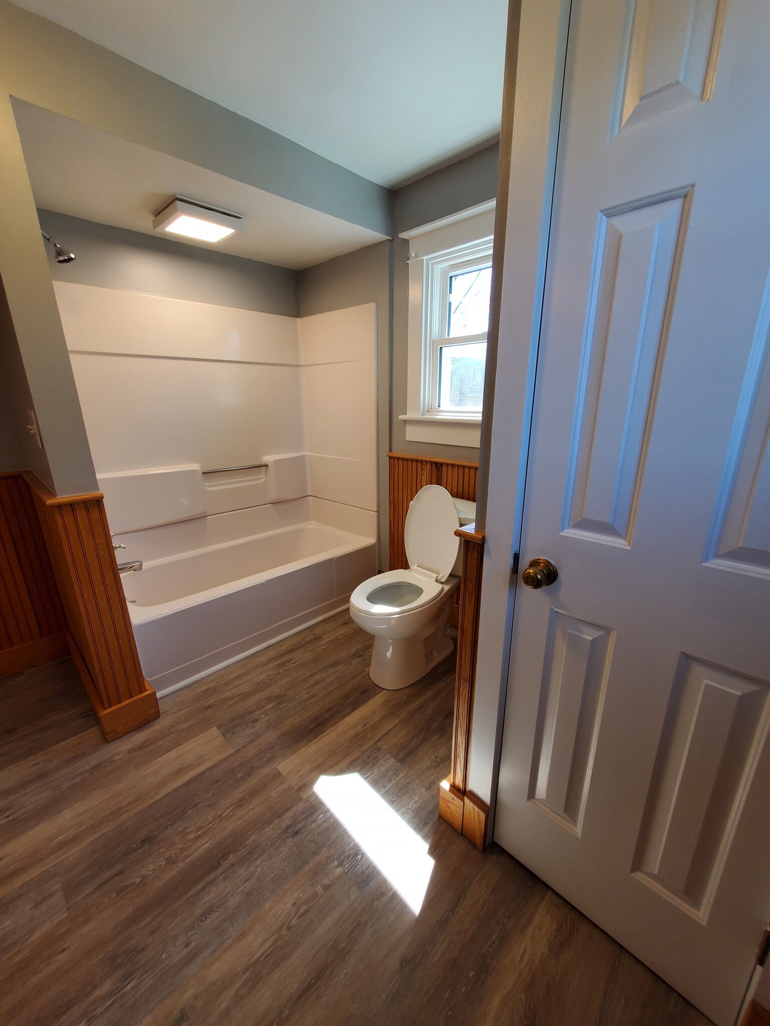 Bathroom/Laundry room - 213 Main St