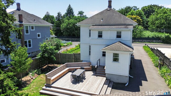 Building Photo - 42 Treadwell Ave