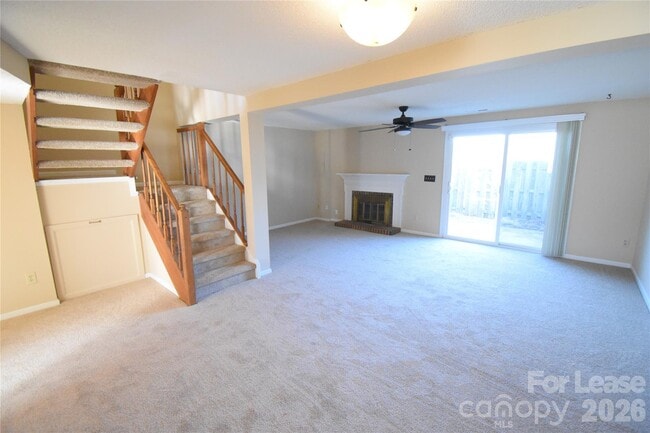 Building Photo - 108 Water Oak Dr