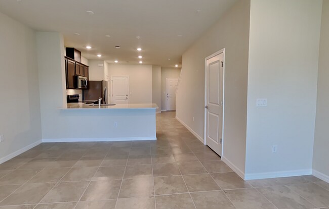 Building Photo - 3117 Emerald Acrs Ln