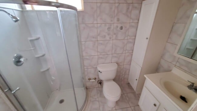 Building Photo - 304 Calle Al Rumbo