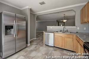 Building Photo - 3515 Alamo Grns