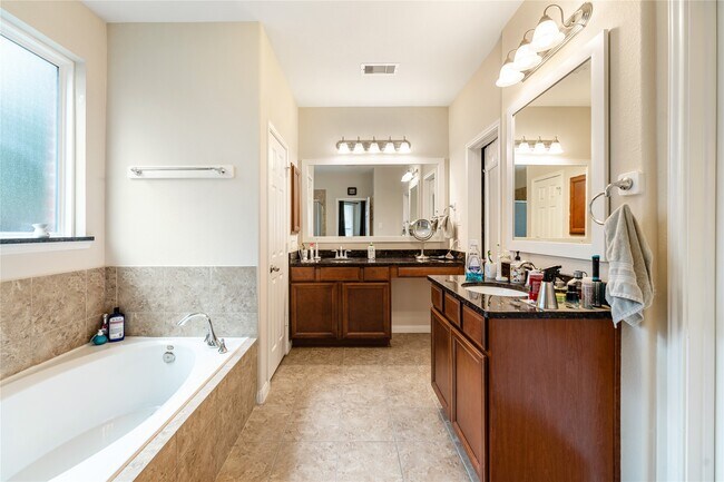 Building Photo - 12310 Meadow Blossom Lane