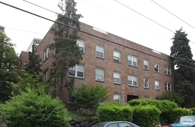 Primary Photo - Consul Apartments