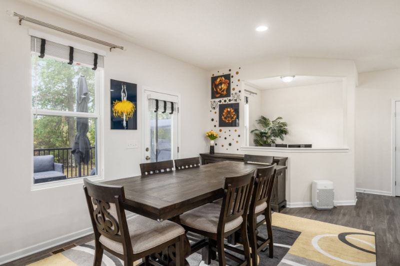 Building Photo - 2868 Beechwood Dr