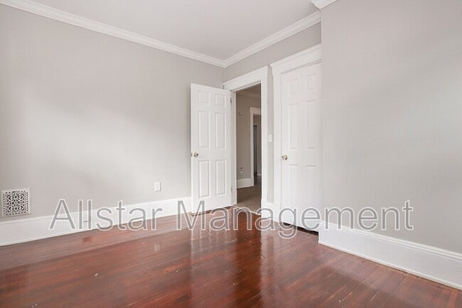 Building Photo - 3195 Whitethorn Rd