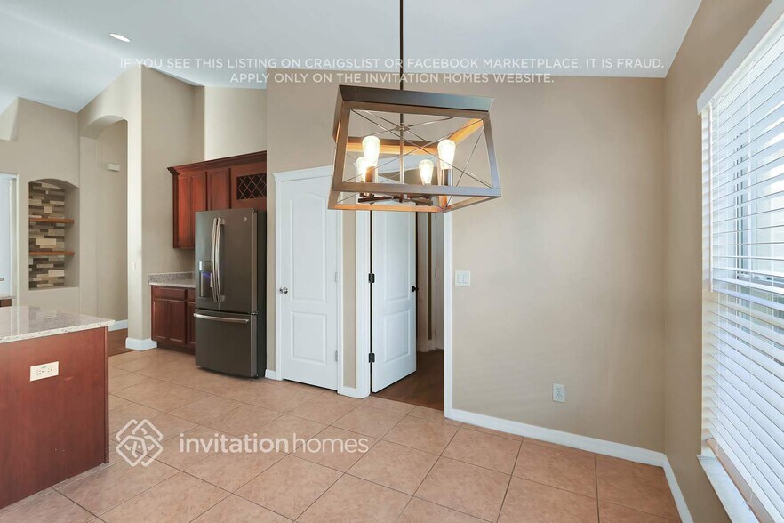 Building Photo - 6827 Guilford Bridge Dr