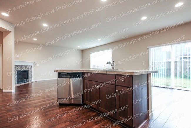 Building Photo - 16904 NW Viola St