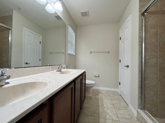 Building Photo - 3/2 Townhome at Water's Edge in Lake Nona