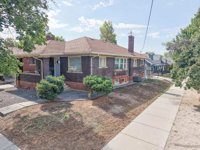 Building Photo - 802 E 500 S