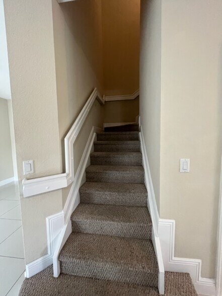 Building Photo - 3611 SW 88th Pl