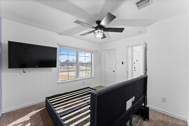 Building Photo - 18002 Sonora Brook Ln