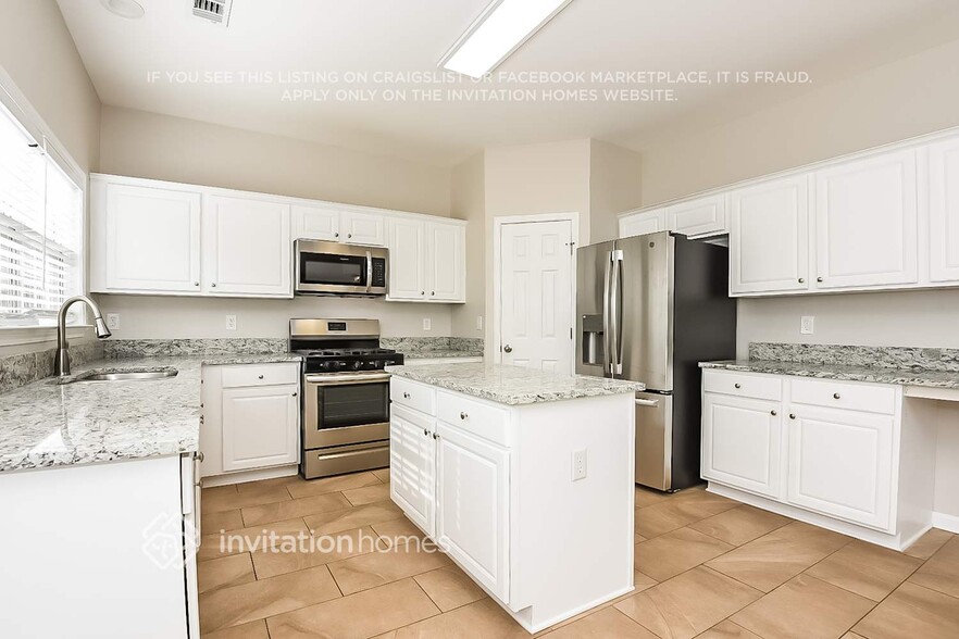 Building Photo - 3650 Elmendorf Cove NW