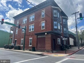 Building Photo - 149 E Franklin St