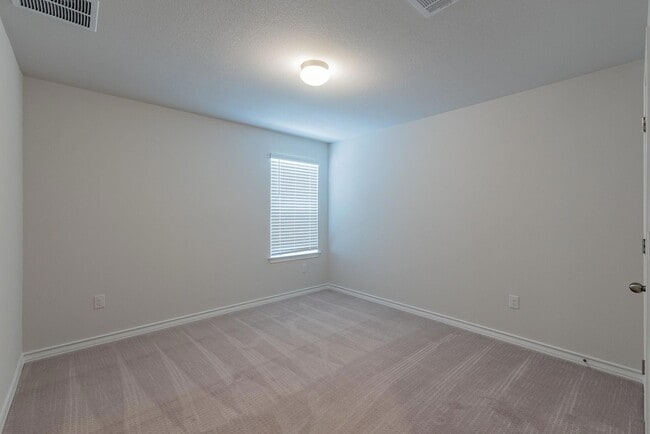 Building Photo - 5302 Mulberry Grove Ln