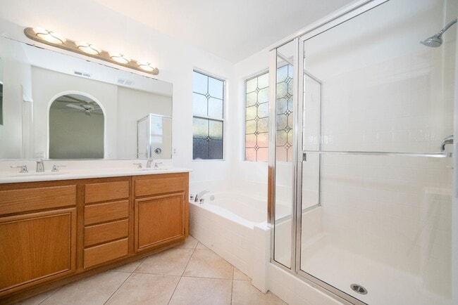 Building Photo - Charming Single Level Home in Oceanside