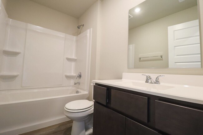 Building Photo - Stunning New Construction Home 4 Bed 2 Bath in Bixby!