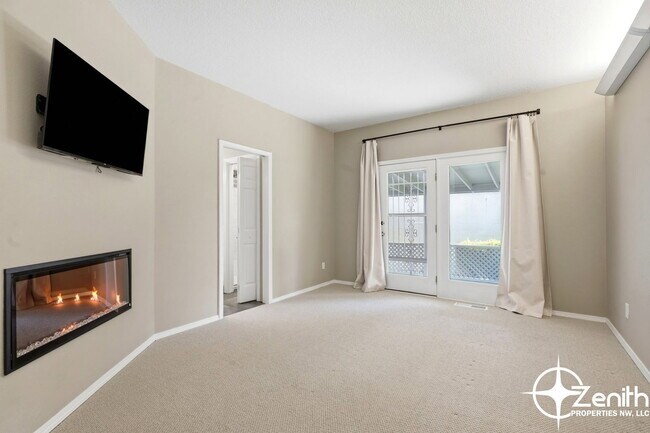Building Photo - 2103 NE 161st Pl