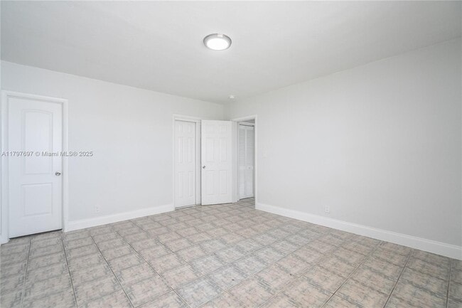 Building Photo - 320 84th St