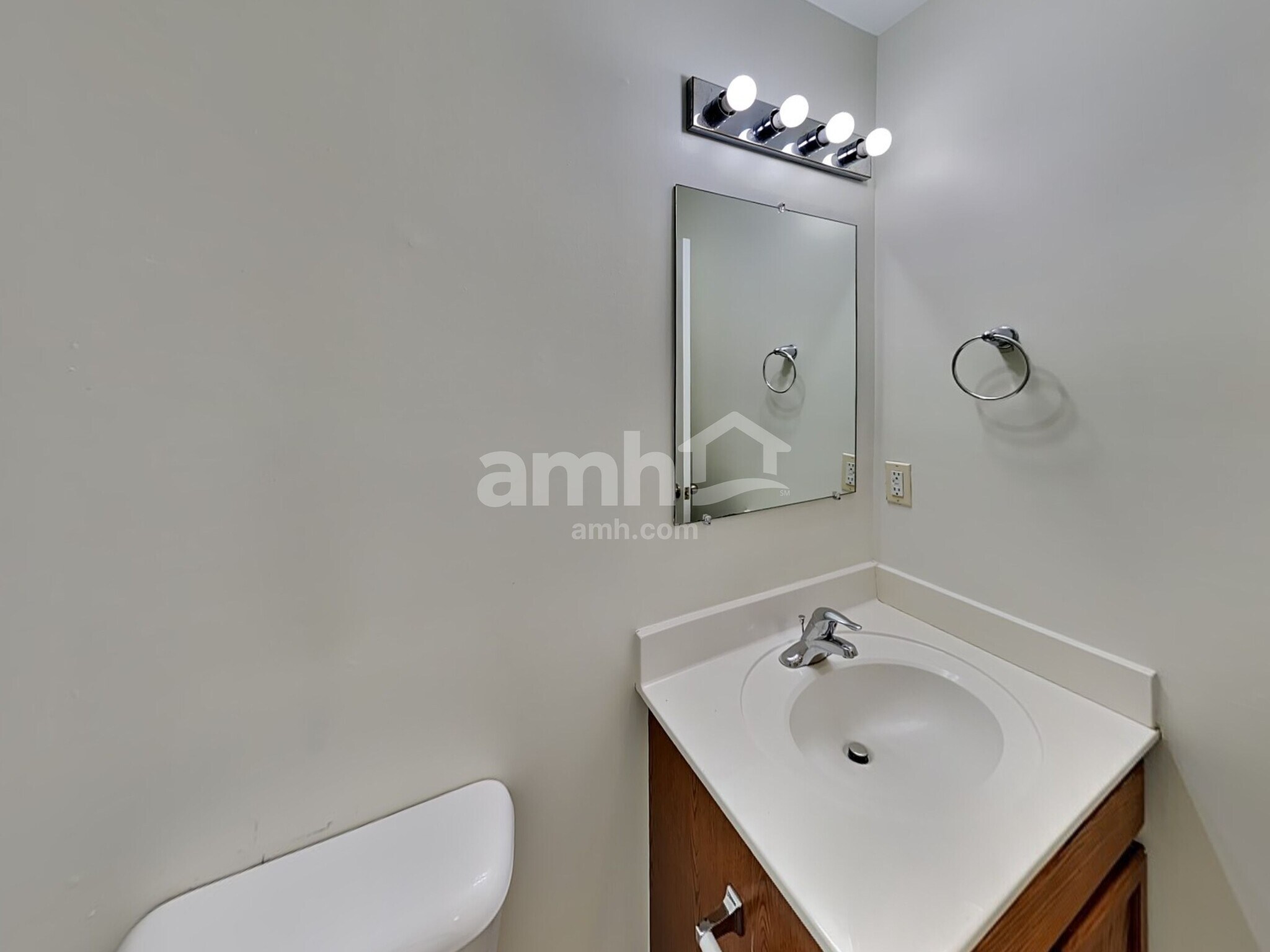 Building Photo - 3009 Gale Ct