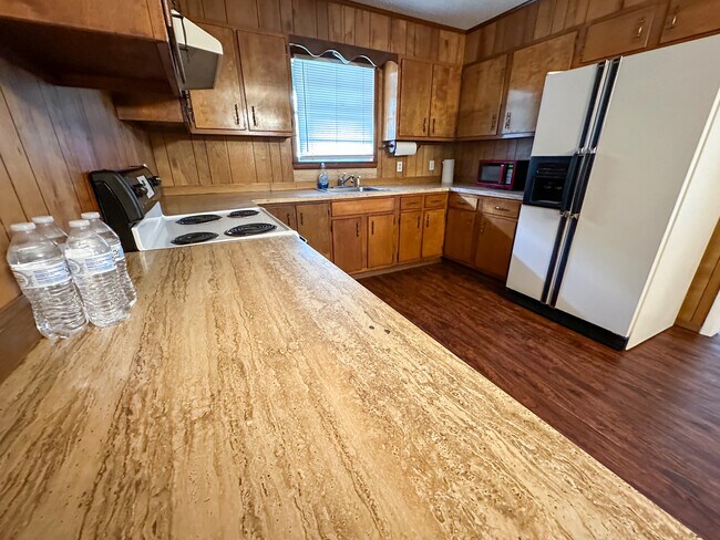 Building Photo - 105 Felder Dr