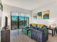 Building Photo - 2121 Holcombe Blvd