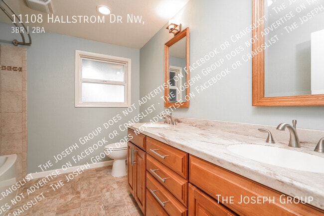 Building Photo - 11108 Hallstrom Dr