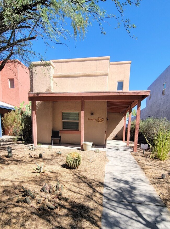 Primary Photo - Pet friendly Civano home