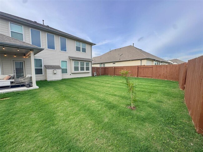 Building Photo - 4217 Dawn Lorraine Dr