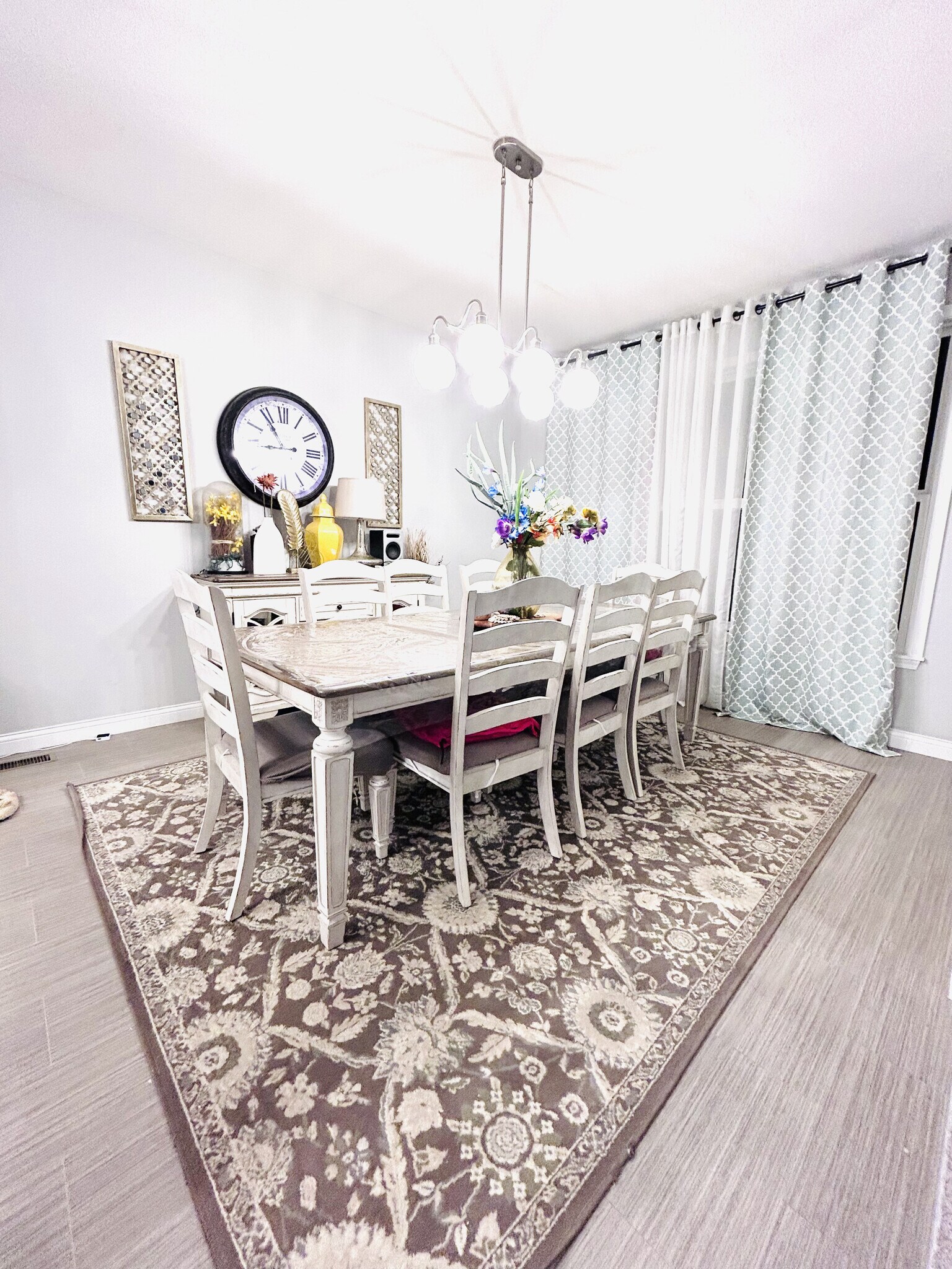 Building Photo - 1504 Englewood Ct